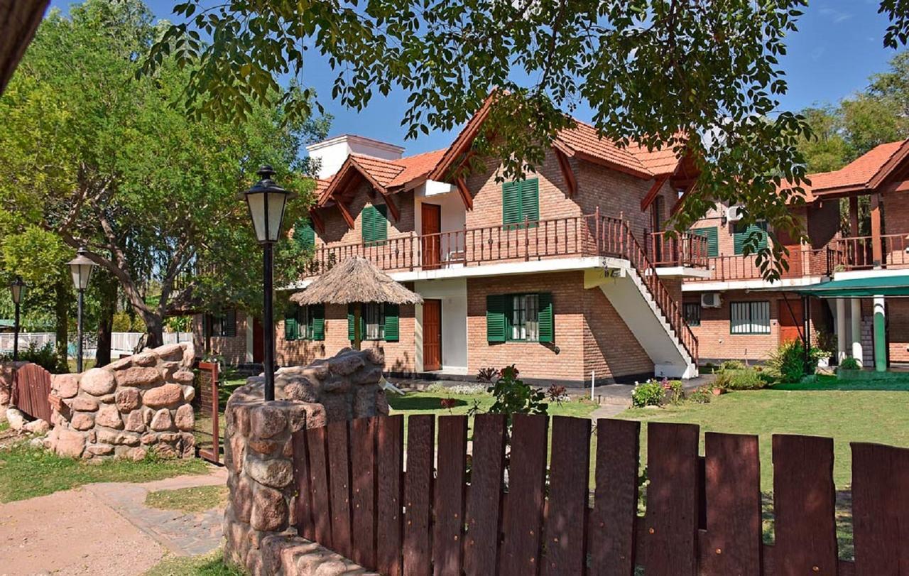 Hotel Nonquen Merlo Екстериор снимка